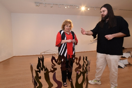 Exposición de Fernando Méndez en la Sala Ático (R. MARTÍNEZ / DIPGRA) Exposición de Fernando Méndez en la Sala Ático (R. MARTÍNEZ / DIPGRA)