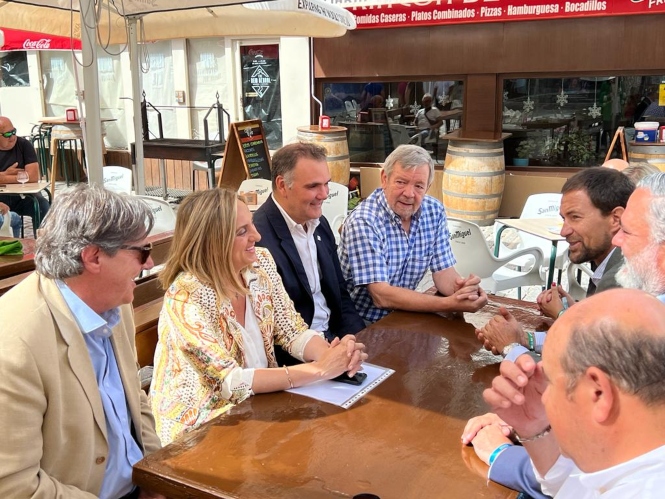 Imagen de la visita de Marifrán Carazo a Sierra Nevada (PP)