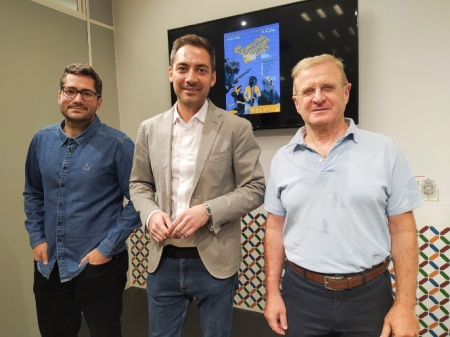 Presentación de `Granajoven en un clip` (JAVIER ALGARRA / AYUNTAMIENTO)