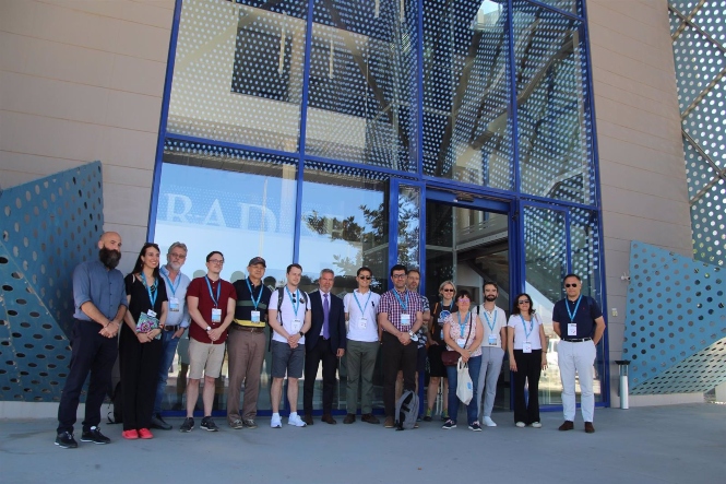El Congreso Mundial de la Asociación Internacional de Ingeniería e Investigación Hidroambiental hace parada en el puerto de Motril (PUERTO DE MOTRIL)
