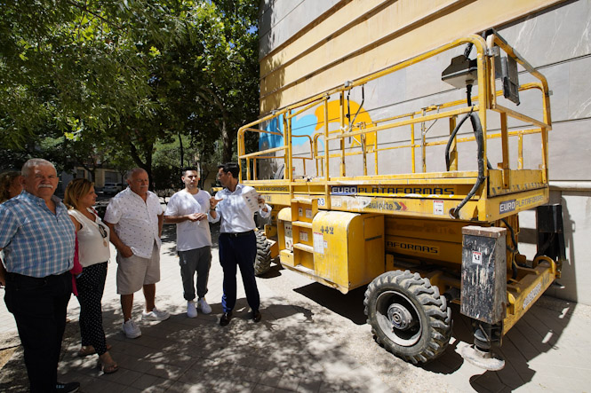 Imagen de la visita al barrio de La Chana (AYTO. GRANADA)
