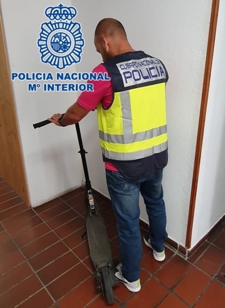 Imagen del patinete recueprado (POLICÍA NACIONAL)