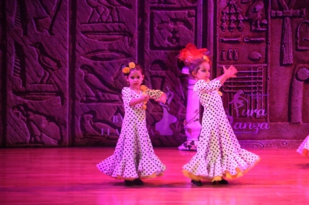 Representación del espectáculo (AYTO. ALMUÑÉCAR) 