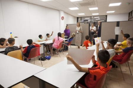 Imagen de la visita a la Asociación Alfa (CAJA RURAL)