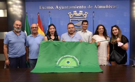 Presentación de las banderas verdes en Almuñécar (R. MARTÍNEZ / DIPGRA)