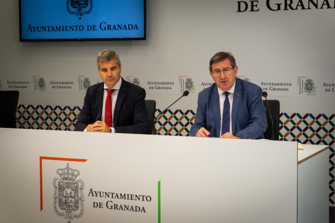 César Dïaz y Luis González en rueda de prensa (PP)
