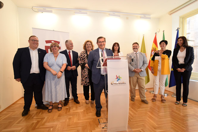 Reda de prensa del balance de los tres años de gestión en Diputación (R. MARTÍNEZ/ DIPGRA)
