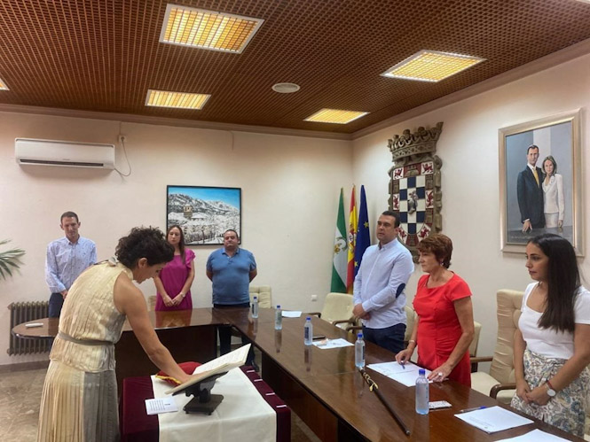 Laura Gómez toma posesión como nueva alcaldesa de Puebla de Don Fadrique (PP)