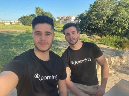 Emprendedores que han creado la APP (ROOMING)