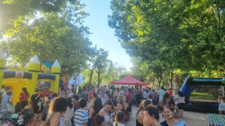 Fiesta infantil y juvenil celebrada en el Parque de la Estación (AYTO. OTURA) Fiesta infantil y juvenil celebrada en el Parque de la Estación (AYTO. OTURA)