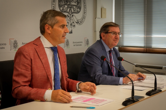 César Díaz y Luís González en rueda de prensa (PP)