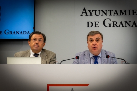 Carlos Ruiz Cosano y Francisco Fuentes en rueda de prensa (PP)