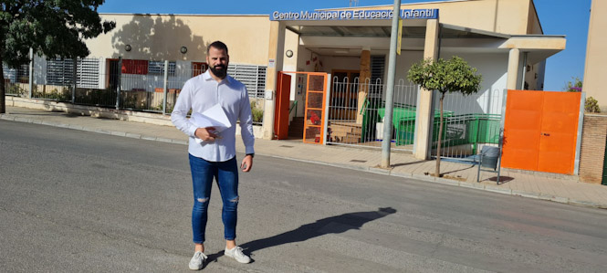 El portavoz de IU en el Ayuntamiento de Huétor Vega, Jesús Fernández (IU)