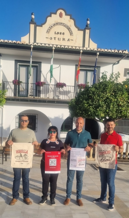 Presentación de la campaña en el Ayuntamiento de Otura esta mañana (AYTO. OTURA)