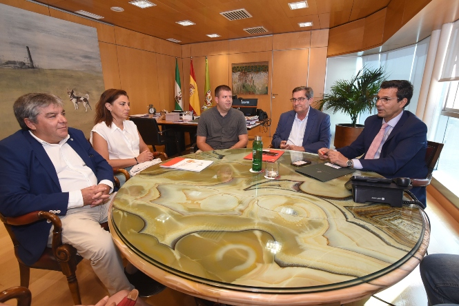Imagen de la reunión (R. MARTÍNEZ / DIPGRA)