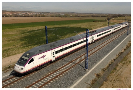 Imagen de un tren Avant (RENFE) Imagen de un tren Avant (RENFE)
