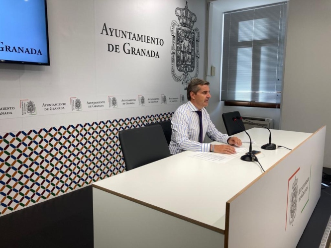 El portavoz del PP en el Ayuntamiento de Granada, César Díaz (PP)
