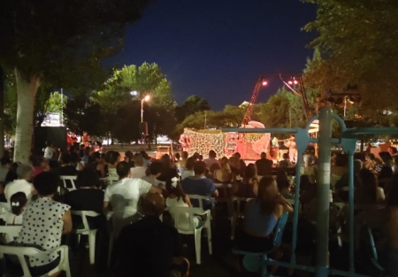 Función anterior en el Parque del Estanque de Huétor Tájar (AYTO. HUÉTOR TÁJAR) Función anterior en el Parque del Estanque de Huétor Tájar (AYTO. HUÉTOR TÁJAR)