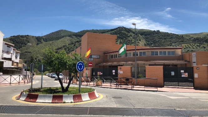 Colegio de Cenes de la Vega (AYTO. CENES DE LA VEGA) 