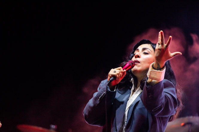 Actuación de Mon Laferte (PROEXA)