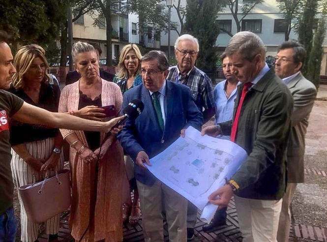 Imagen de la visita a La Chana (PP)