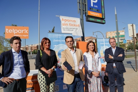 Aparcamiento disuasorio del Zaidín (JAVIER ALGARRA / AYUNTAMIENTO)