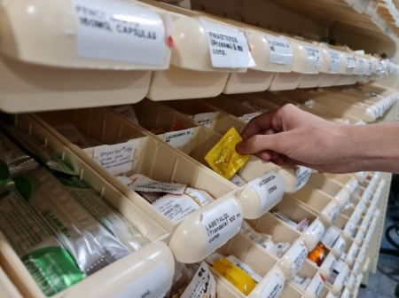 Farmacia del Hospital Clínico San Cecilio (HUSC)