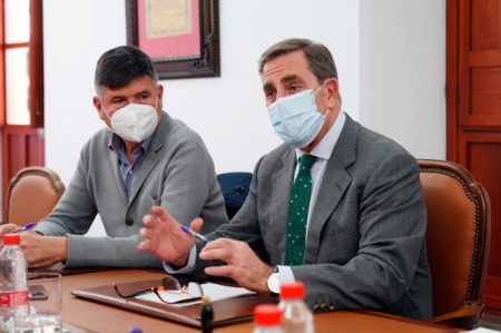 Presentación del certamen literario del Colegio de Abogados (ICAGR) Presentación del certamen literario del Colegio de Abogados (ICAGR)