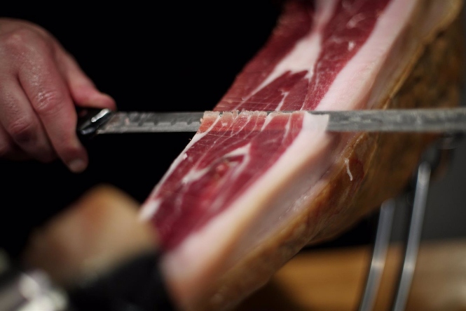 Un cortador de jamón en imagen de archivo (EDUARDO PARRA - EUROPA PRESS) 