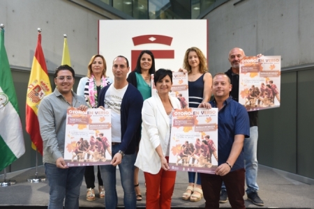 Presentaciónd e `Otoño en Verso` (O. PATILLA / DIPGRA) Presentaciónd e `Otoño en Verso` (O. PATILLA / DIPGRA)