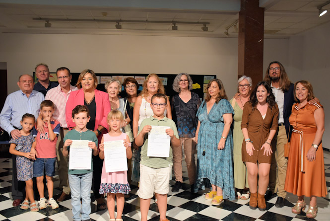 Entrega de los premios (AYTO. ALBOLOTE)