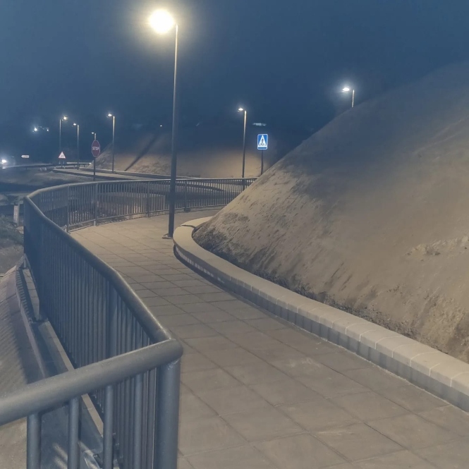 Nuevo paso peatonal de la urbanización Suspiro del Moro (AYTO. OTURA)