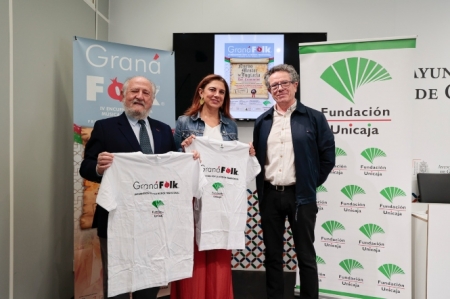 Presentación de `Granafolk` (JAVIER ALGARRA / AYUNTAMIENTO)