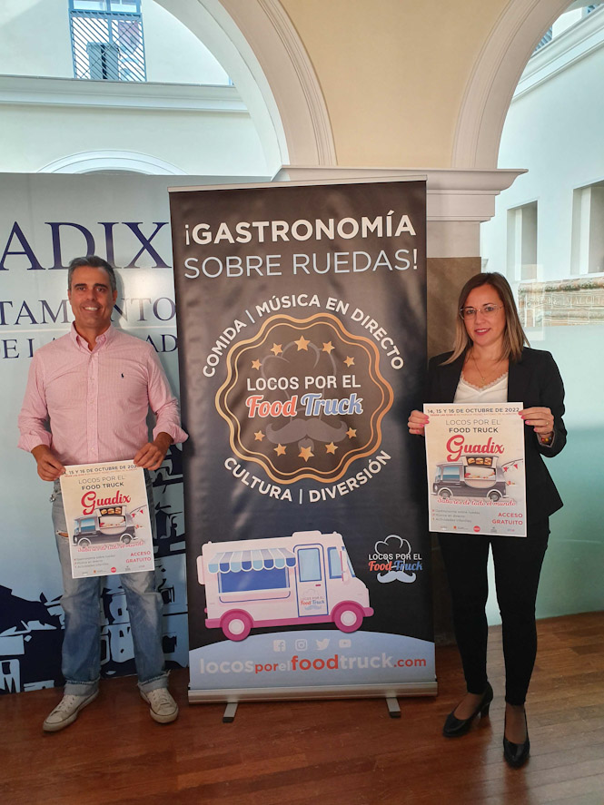 Presentación de locos por el food truck (AYTO. GUADIX)