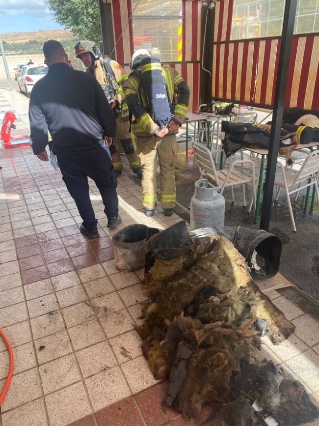 Incendio en un bar (AYUNTAMIENTO) 