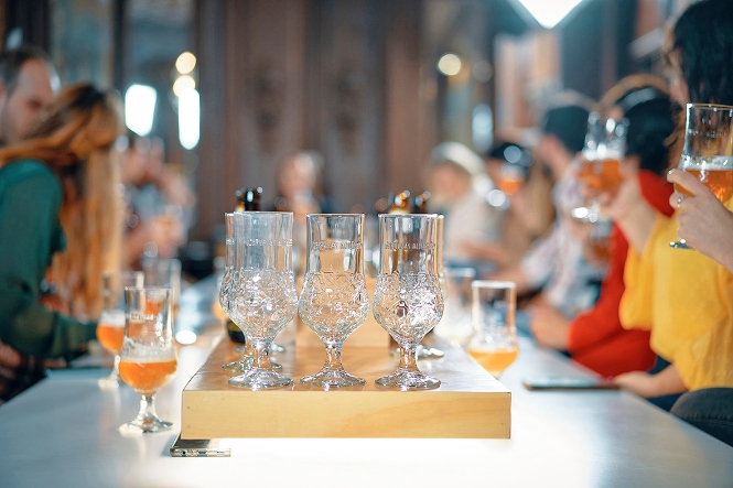 Cata de cervezas en Jardín Cervezas Alhambra (CERVEZAS ALHAMBRA) 