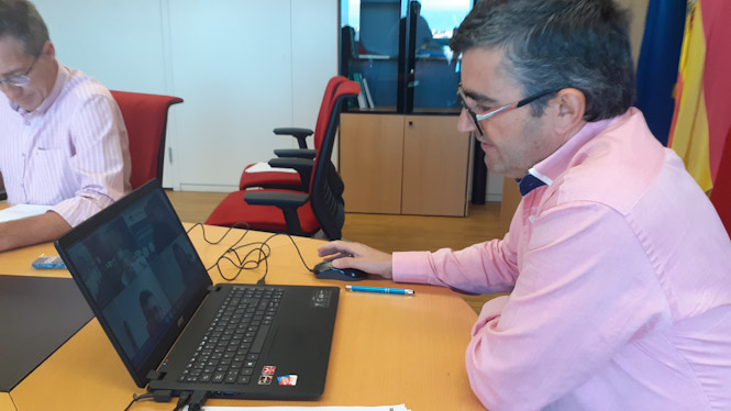 Imagen del encuentro con autónomos (JUNTA)