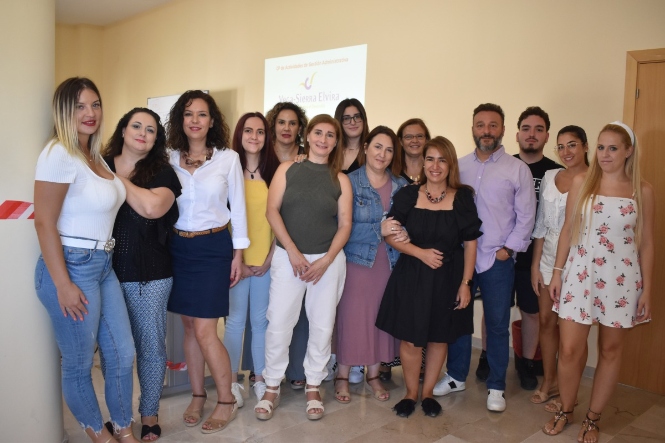 Participantes en un curso (CONSORCIO VEGA SIERRA ELVIRA) 