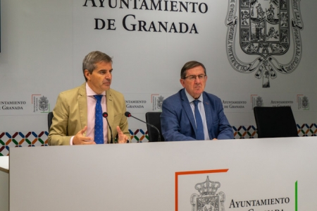 Luis González y César Díaz en rueda de prensa (PP)