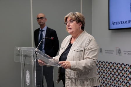 La concejala de Presidencia y responsable de Emucesa, Ana Muñoz Arquelladas (JAVIER ALGARRA / AYUNTAMIENTO)