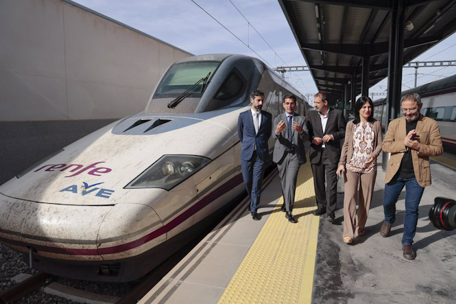 Visita de Transportes a la estación de trenes (AYUNTAMIENTO)