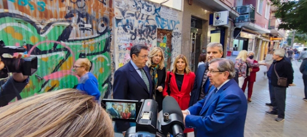 Imagen de la visita al barrio de San Juan de Dios (PP)