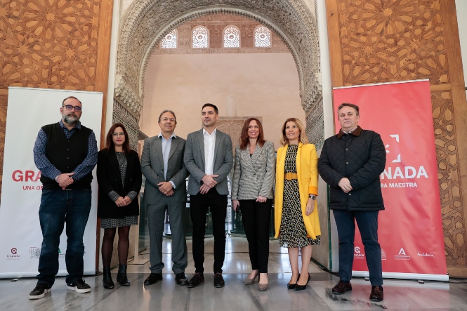 Presentación del nuevo logo de turismo (JAVIER ALGARRA / AYUNTAMEINTO)