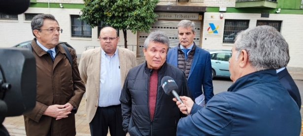 Imagen de la visita a la sede de la Agencia Tributaria (PP) 