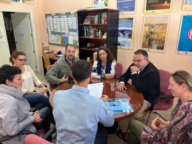 Imagen de la reunión (AYTO. ALMUÑÉCAR) 