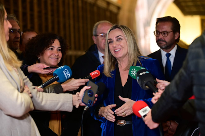 La Consejera de Fomento durante la visita al Hospital Real (JUNTA)