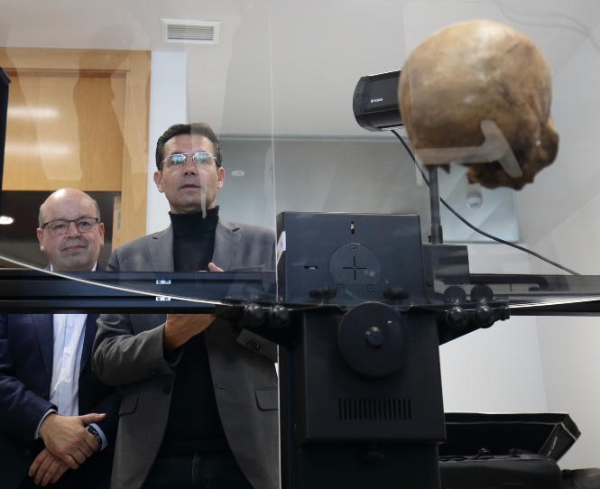 El ALcalde de Granada, Francisco CUenca (JAVIER ALGARRA / AYUNTAMIENTO)