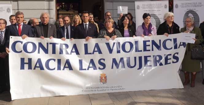 Concentración en la Plaza del Carmen (AYUNTAMIENTO GRANADA)