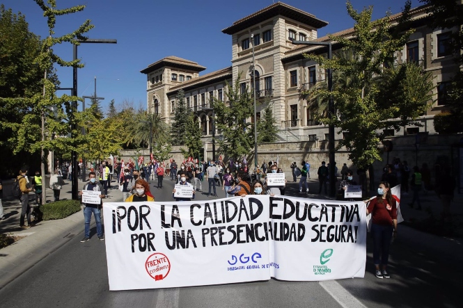 Manifestación de estudiantes el pasado 16 de octubre 2020 (ÁLEX CÁMARA - EUROPA PRESS) 