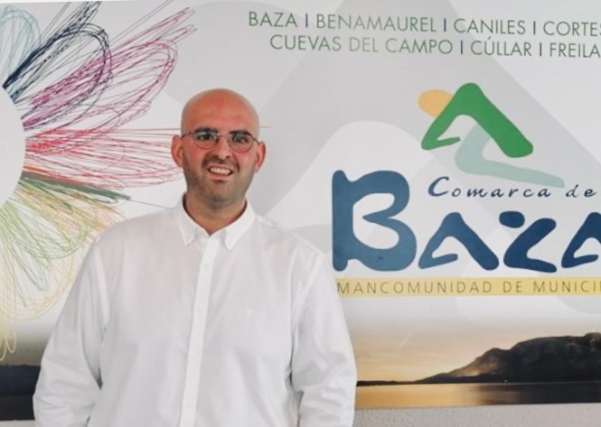 El portavoz socialista en la Mancomunidad de Municipios de la Comarca de Baza, Miguel Román (PSOE)